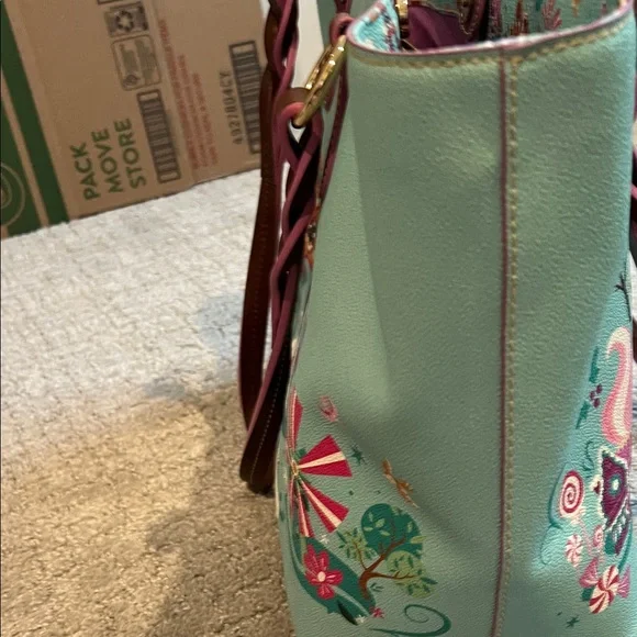 Dooney & Bourke Nutcracker tote bag Disney - Picture 9 of 11